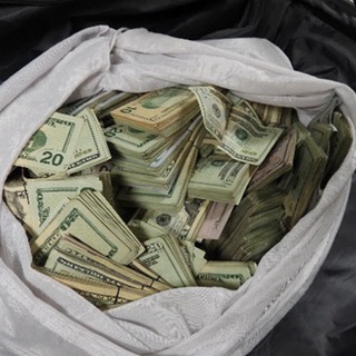 Логотип @sharks_scm - SHARKS.CRYPTO