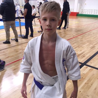 Логотип @shcherbinavlad - Shcherbina.Vladik