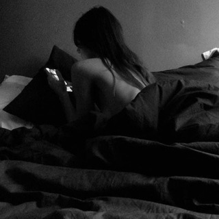 Логотип @sheherhersss - она