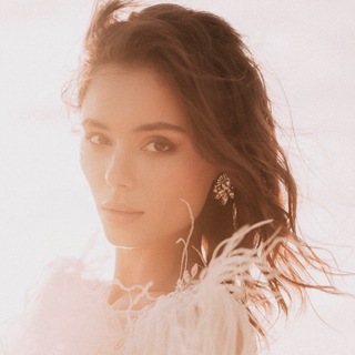 Логотип @sheisawake - Awakened Woman