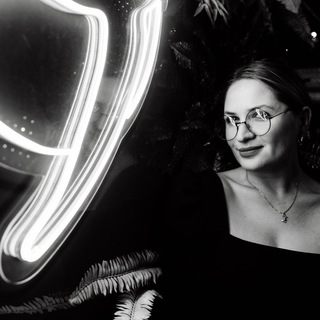 Логотип @shestak_knows - Shestak_ЧАТ