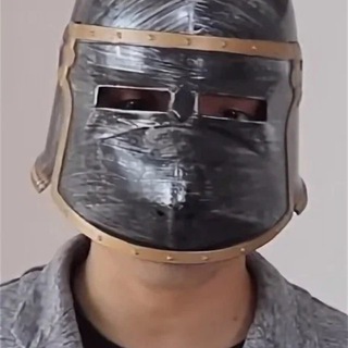 Логотип @sheydovstore - рен недоволен