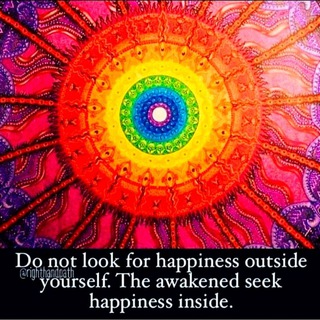 Логотип @shift25d - SHIFT TO 5D 🌈🤍✨️