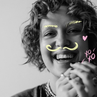 Логотип @shishkinaxoxo - очень свободный художник