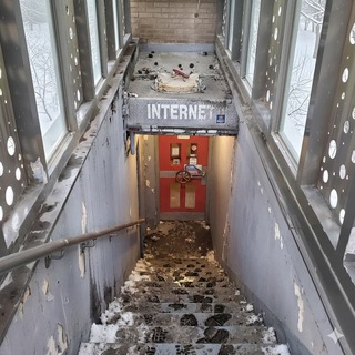 Логотип @shitpost_technologies - Shitпост technologies