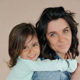 Логотип @shloma_pro_detei - Женя Шлома про детей и родителей