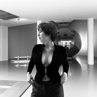 Логотип @shmelevachannel - Продюсерская жизнь