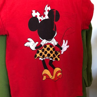 Логотип @shmotki_love - Шмотки Лав