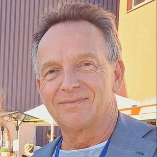 Логотип @shombur - shombur