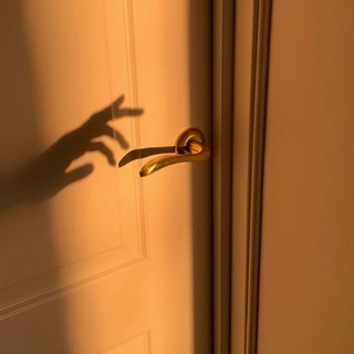 Логотип @shumsaa - 𝐈𝐓𝐀𝐊𝐔𝐋𝐋𝐀𝐇𝟏