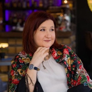 Логотип @shuwany_magic - Елена Шувани. Таро. Магия. Обучение