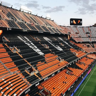 Логотип @siempreamuntchat - Siempre Amunt Chat