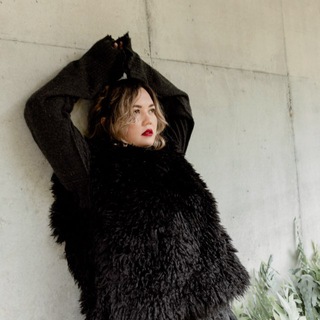 Логотип @sigourneybellechannel - The Soft Body Revolution by Sigourney Belle