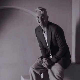 Логотип @sinbrain - Синявский считает…