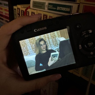 Логотип @sinorevasss - спектр эмоций📚