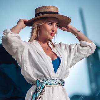 Логотип @skazkafamily - не жизнь, а skazka