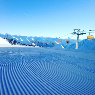 Логотип @skiworld - ГОРНЫЕ ЛЫЖИ⛷<<ВЕСЬ МИР>>🏂