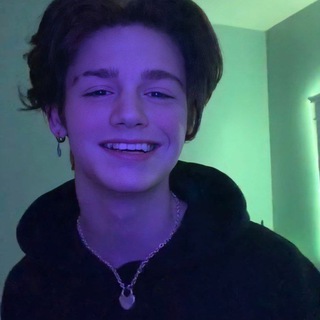 Логотип @sksjkeq - Пейтон