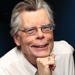 Логотип @skuaclub - Стівен Кінґ. Український клуб