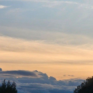 Логотип @skyinside - Безбашенная оптимистка