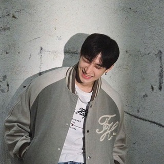 Логотип @skz_fotopublic - ФОТОГРАФИИ СТРЕЙ КИДС | SKZ 🍂