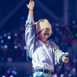 Логотип @skzstafffelix - Stray kids (shop)