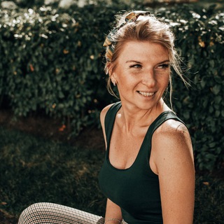 Логотип @slimandstrong_pro - Стройная и сильная