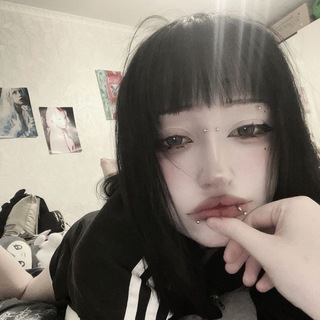 Логотип @slivnyashek - Переходник слив няшек | альтушек