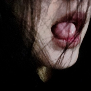 Логотип @slooowt - bbyyrt؟