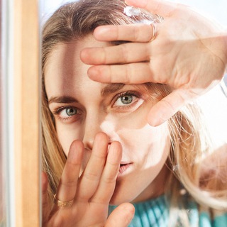 Логотип @slovo_channel - Переправа с Дарьей Кляшторной