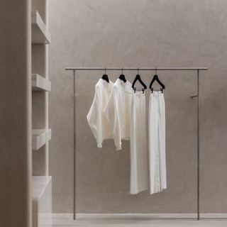 Логотип @slow_wear - slow wear