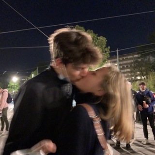 Логотип @slowedreverrr - slowed music🌩🐰