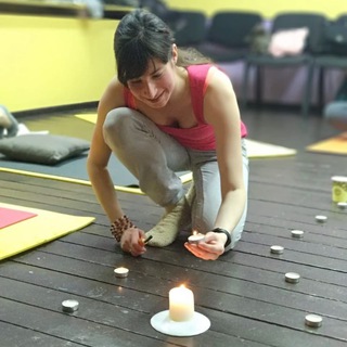 Логотип @slu_yoga - Анна Вишня - встречи за донат