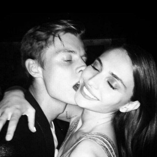 Логотип @slyubimoy - s'lyubimoy