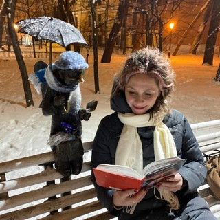 Логотип @smart_irinka - Книга ей к лицу