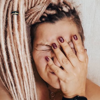 Логотип @smartangrywoman - Злая неблагоприятная Золотарева