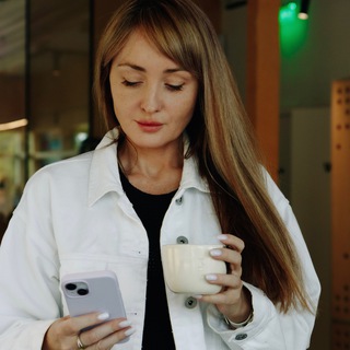 Логотип @smarttravelwitholga - Smart English Travel 🚀