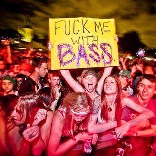 Логотип @smerkalos - Смеркалось