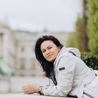 Логотип @smiling_kate_mentor - Живи в кайф с Катей Волоконской