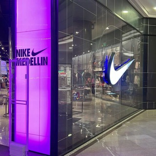 Логотип @smotky_orig - 💲Шмотки Оріг