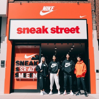 Логотип @sneakers_shop_one - SNEAK STREET