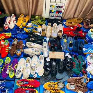 Логотип @sneakersboomm - SNEAKERSBOOMM