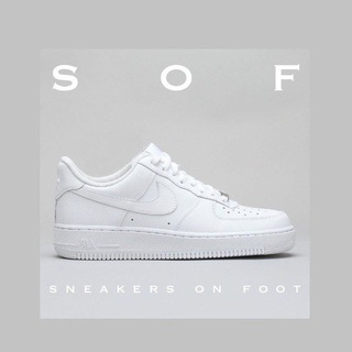 Логотип @sneakersonfoot - S O F