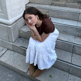 Логотип @snomila - snomila