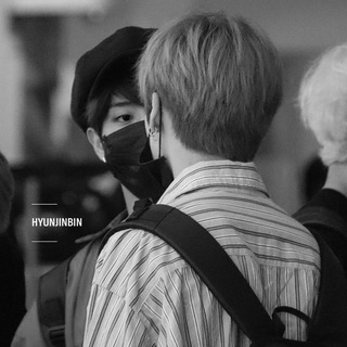 Логотип @soclosef - pétale mort