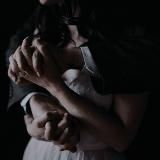 Логотип @softbottom - нежная нижняя 18+