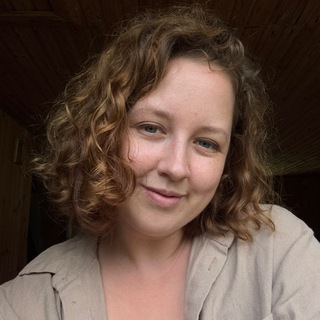 Логотип @solncevnutrivika - Дизайнер человеческий