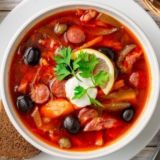 Логотип @solyankachannel - СОЛЯНКА - густой инфонавар с острыми приправами