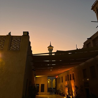 Логотип @somebody_black - somebody___black