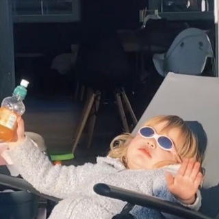 Логотип @sonechkiny - солнечные деньки